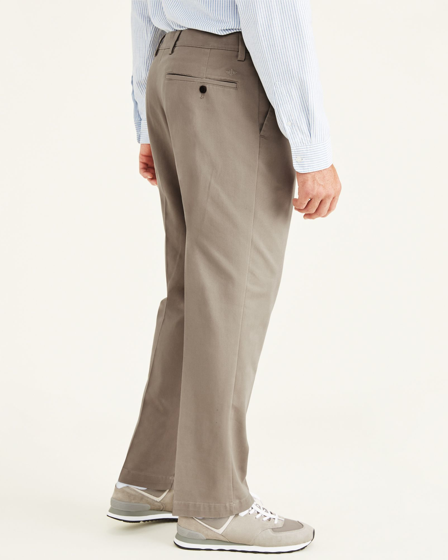 (image for) Excellent Quality Easy Khakis, Pleated, Classic Fit (Big and Tall)